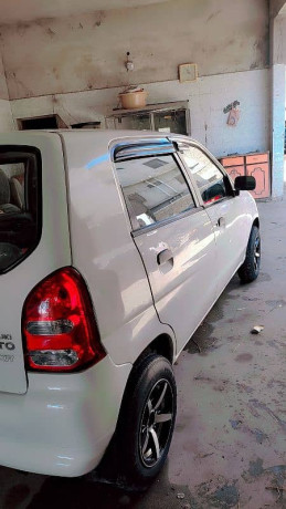 suzuki-alto-2010-big-6