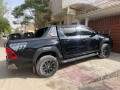 toyota-hilux-2022-small-4