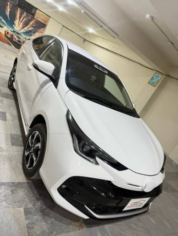 toyota-yaris-ativ-cvt-auto-2525-big-0
