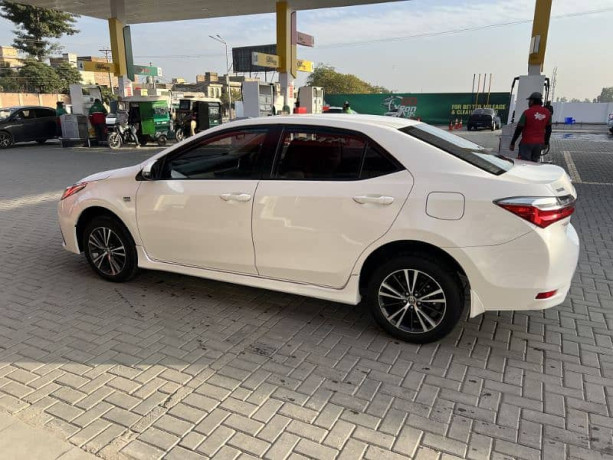 toyota-corolla-altis-2020-big-3