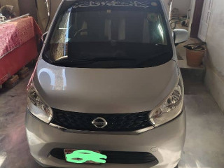 nissan-dayz-2015