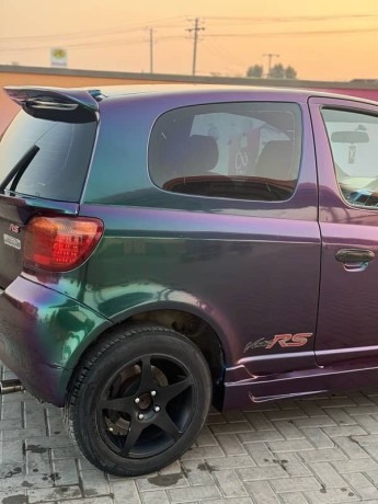 toyota-vitz-1999-big-5