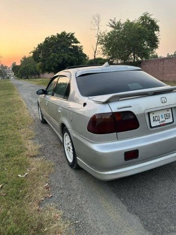 honda-civic-vti-oriel-2000-big-19
