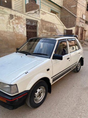 daihatsu-charade-1986-big-3