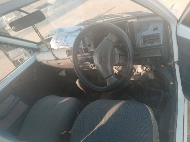 suzuki-mehran-2012-big-8