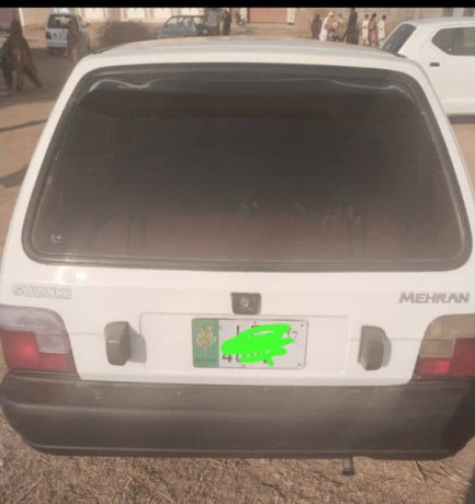 suzuki-mehran-2012-big-0