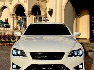 toyota-mark-x-2005