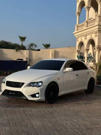 toyota-mark-x-2005-big-2