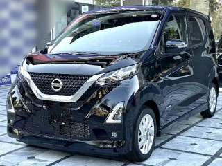 nissan-dayz-highway-star-2022