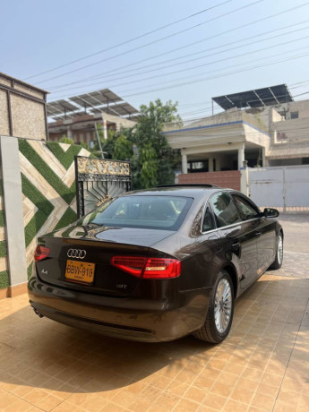 audi-a4-18t-big-18