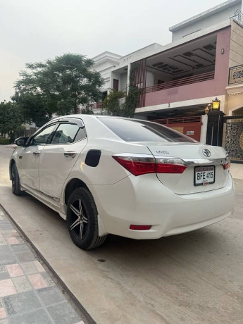 toyota-corolla-xli-2016-converted-in-x-big-5