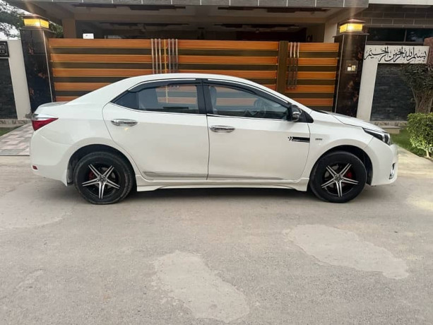 toyota-corolla-xli-2016-converted-in-x-big-2