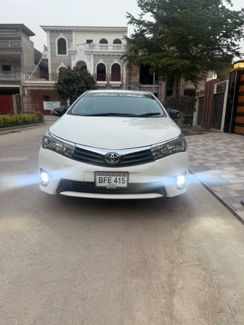 toyota-corolla-xli-2016-converted-in-x-big-0