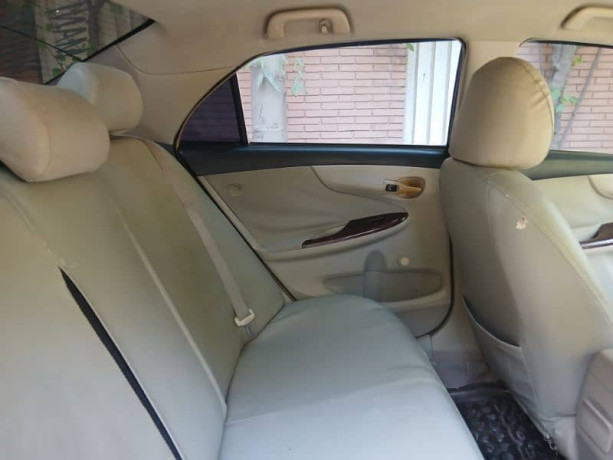 toyota-corolla-xli-20122013-big-14