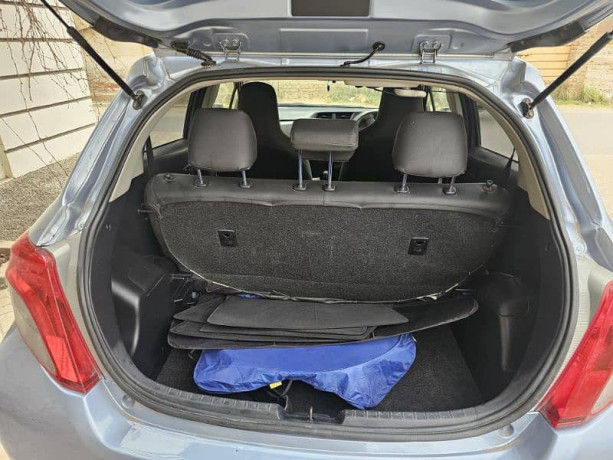 toyota-vitz-201316-just-like-a-brand-new-car-big-11