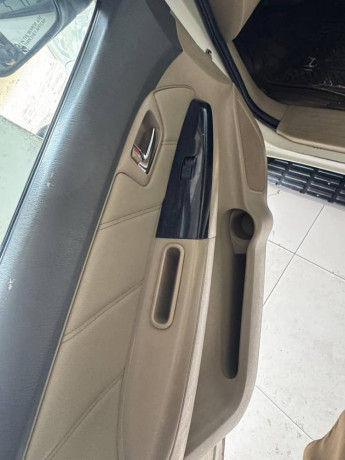 toyota-fortuner-2014-model-big-1