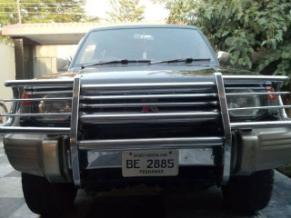 mitsubishi-pajero-1993-2477