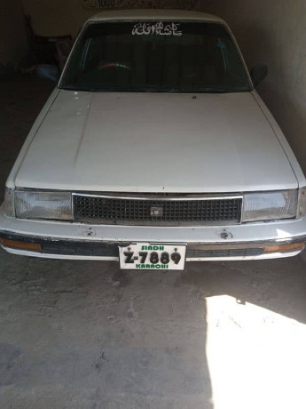 beautiful-86-corolla-95-clear-white-colourintehai-munasib-price-me-big-0