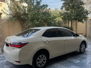 toyota-corolla-gli-2018