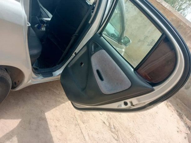 toyota-vitz-2013-big-19