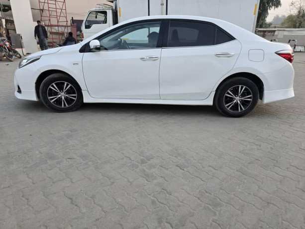 toyota-corolla-gli-2020-super-white-big-13