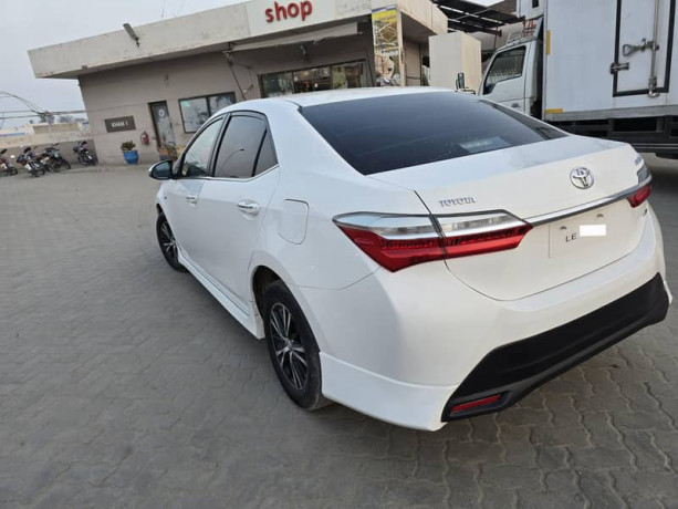 toyota-corolla-gli-2020-super-white-big-11