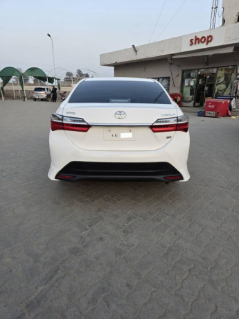 toyota-corolla-gli-2020-super-white-big-14