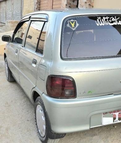 daihatsu-cuore-2008-big-3