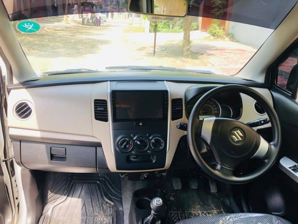 suzuki-wagon-r-2020-big-6