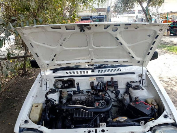 suzuki-mehran-vxr-2016-big-4