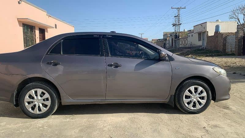 toyota-corolla-gli-20092010-big-0