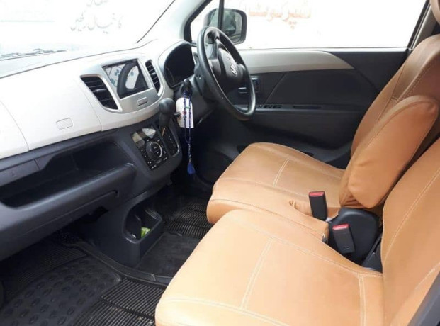suzuki-wagon-r-2014-big-2