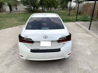 toyota-corolla-gli-2018