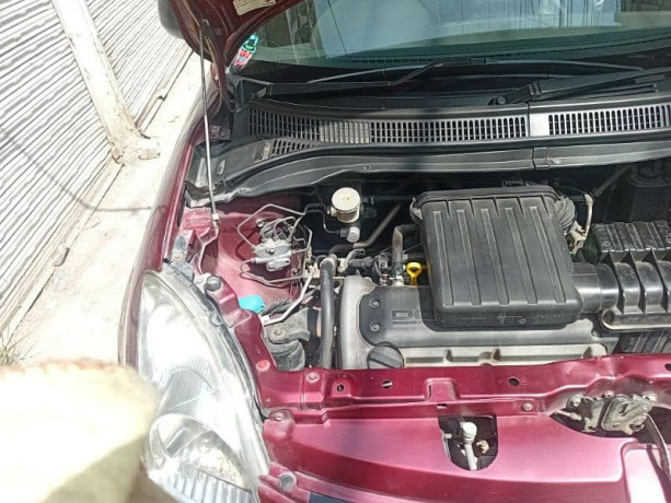 suzuki-swift-2014-neat-clean-beauty-big-3