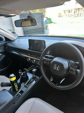 honda-civic-15-vtec-turbo-oriel-2022-big-3