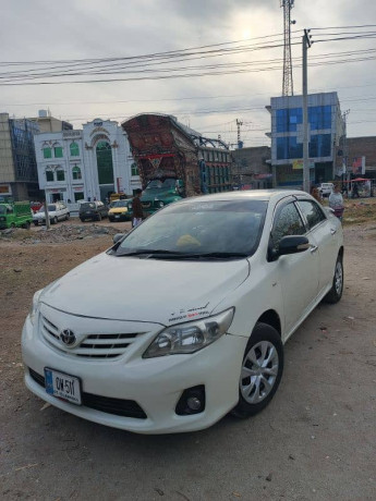 corolla-xli-2010-big-9