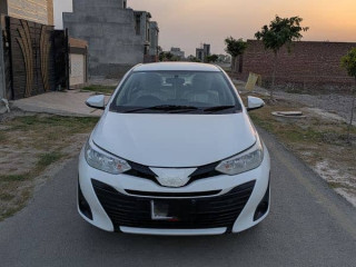 toyota-yaris-2020-total-original-beter-than-city-xli-gli-cultus-wagonr