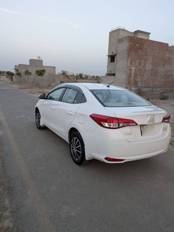 toyota-yaris-2020-total-original-beter-than-city-xli-gli-cultus-wagonr-big-6