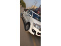 toyota-hilux-2015-small-4