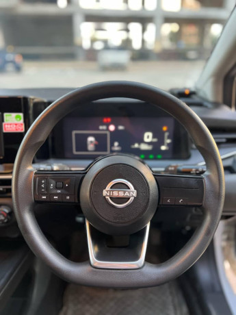 nissan-note-e-power-2022-big-8