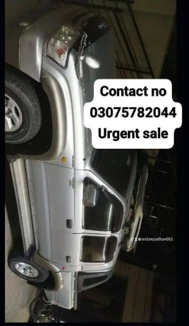 toyota-hilux-20036-modle-in-good-condition-for-urgent-sale-big-2
