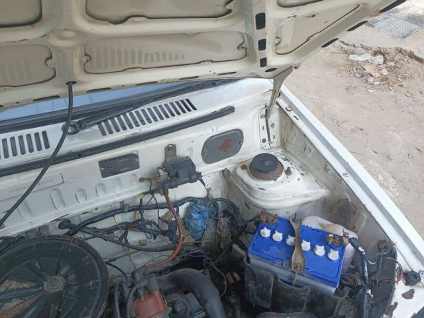 suzuki-mehran-vxr-2006-big-7