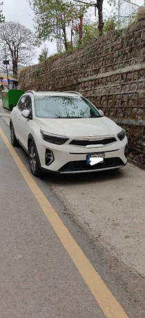 kia-stonic-ex-2022-big-7
