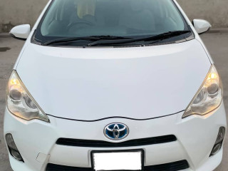 toyota-aqua-hybrid-201417-islamabad-registered