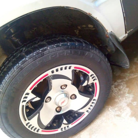 suzuki-mehran-vxr-2004-big-6