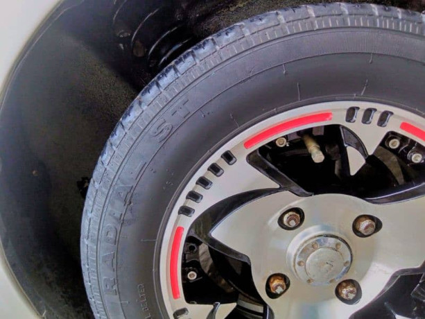 suzuki-mehran-vxr-2004-big-10
