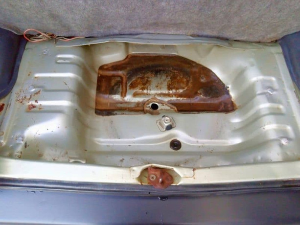suzuki-mehran-vxr-2004-big-9