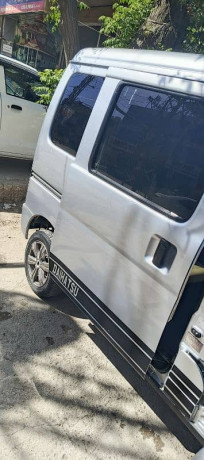 daihatsu-hijet-2010-big-1