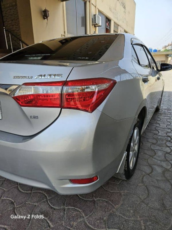 toyota-corolla-altis-2017-big-5