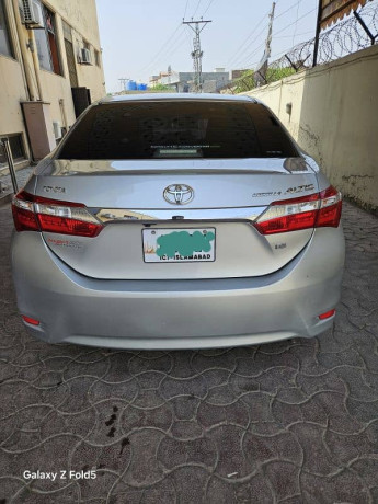 toyota-corolla-altis-2017-big-2